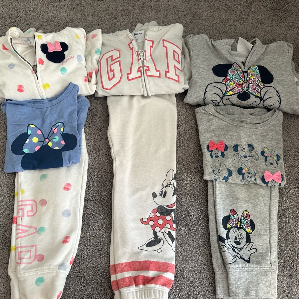 3 sets GAP Kids sweatshirt/sweatpants Set - Girls 2 5t and  1 xs